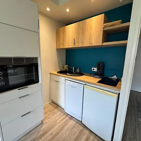 Апартаменты Les Mules - Wifi, Parking, Piscine, Ла-Боль-Эскублак